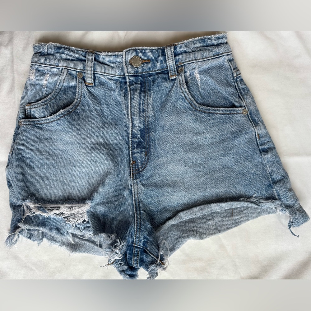 Rolla’s Jean Denim Medium Wash Distressed Shorts Dusters High Rise Slim Sz 26 - Picture 2 of 6